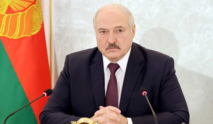 Белорусский экономист: Чиновники предадут Лукашенко, когда от него отвернется Кремль