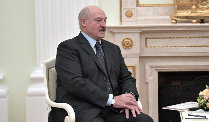 Эксперт: В январе Кремль принудит Лукашенко к выполнению сочинских договоренностей