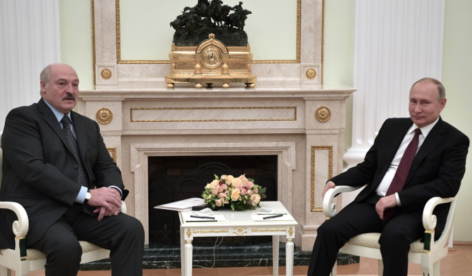 Политолог о сотрудничестве Путина и Лукашенко: Россия не отдаст Западу территорию Белоруссии