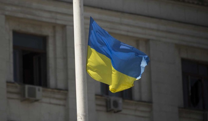 Затяжной политический кризис на Украине приведет к ее развалу – эксперт