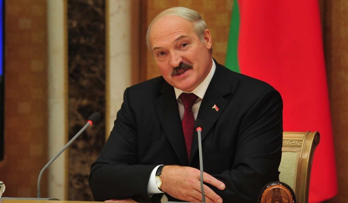 Стариков: Лукашенко заигрывает с прозападной оппозицией 