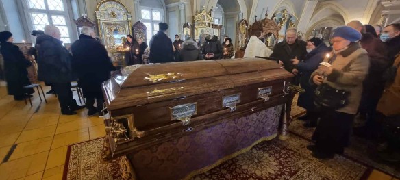 Во время похорон Лядовой стало известно о кончине ее онкобольного молодого мужа