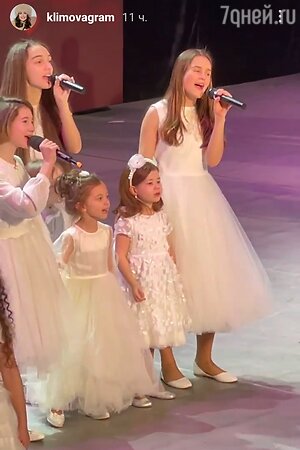 «Вся в маму!» 5-летняя дочь Екатерины Климовой дебютировала на большой сцене