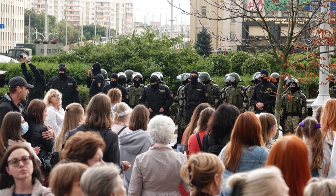 Министр иностранных дел Белоруссии оправдал действия силовиков во время акций протеста