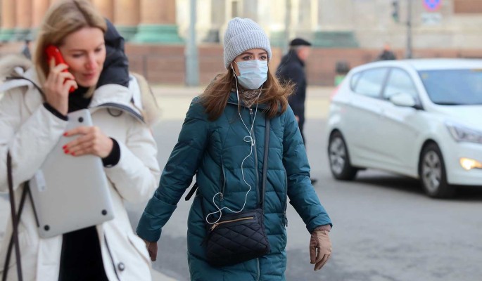 В России за сутки коронавирус выявили у 8,3 тысячи человек