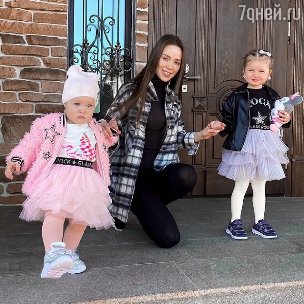 «Детьми мужика не удержишь»: зачем Костенко рожает одного ребенка за другим