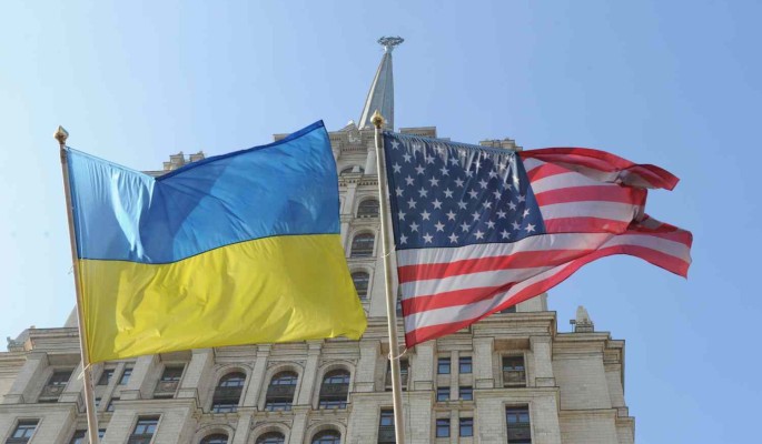 Украина катится в долговую пропасть: каждый гражданин задолжал тысячи долларов 