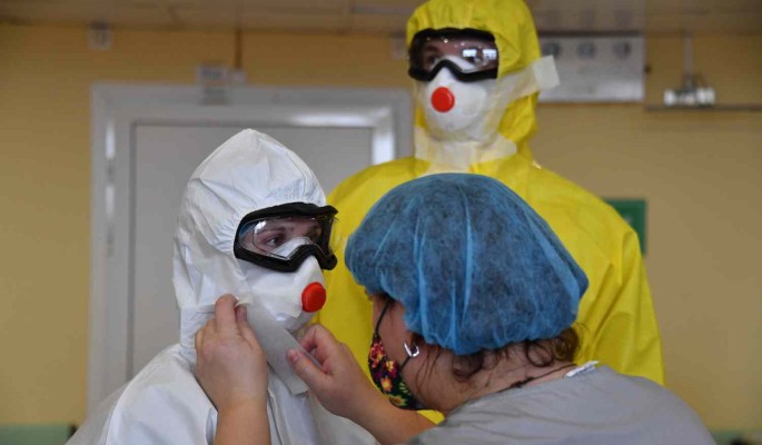 В России снова выявили более 17 тысяч новых случаев коронавируса