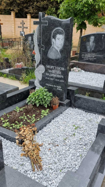 "Живет с нянечкой на одну пенсию": Березин о горькой судьбе похоронившей сына 81-летней Моргуновой