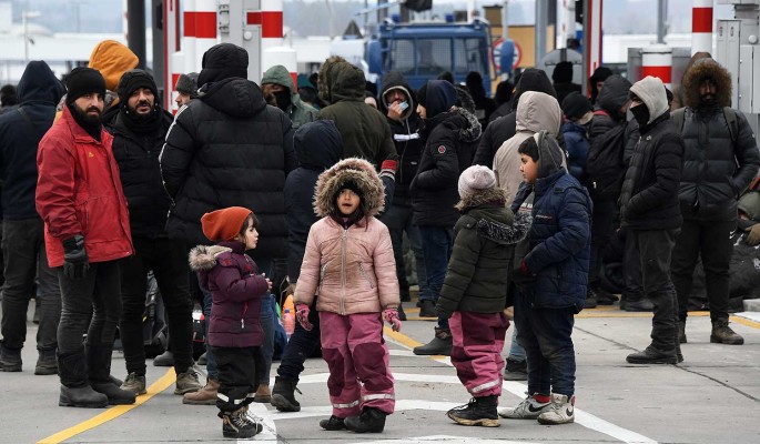 Украина решила обменять беженцев в польской границы на членство в ЕС