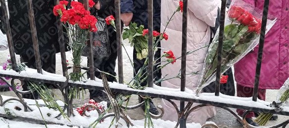 Сердце разрывается: первые кадры с частных похорон Градского 