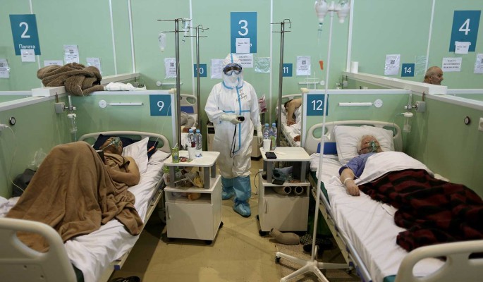 Почти 100 тысяч человек заразились коронавирусом в России за сутки