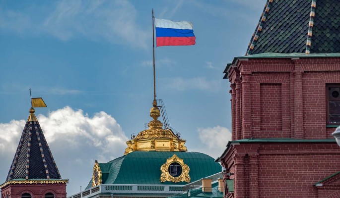 Почему Москве трудно защищать русских за рубежом