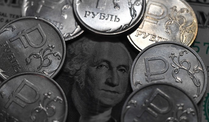 Экономист Зубец о будущем США: Из-за ослабления доллара ждет экономический коллапс
