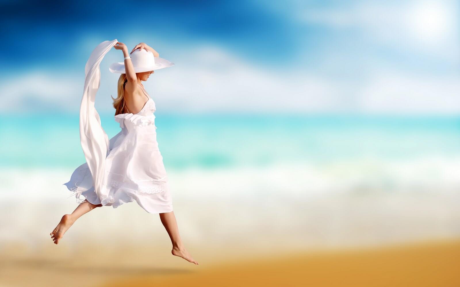 Сахарная или восковая эпиляция в зоне бикини – что лучше