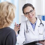 10 медицинских обследований, которые необходимо пройти каждой женщине