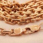 Как ухаживать за украшениями из медицинского золота?