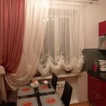 Как выбрать модные шторы для кухни