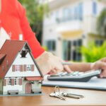 Выгодно ли сейчас брать ипотеку?