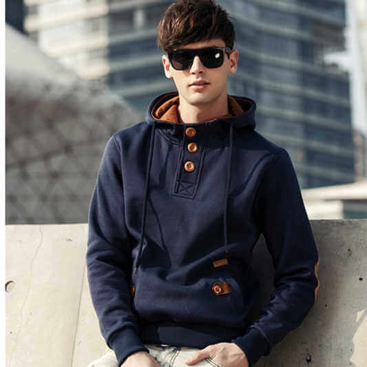 Особенности мужских толстовок