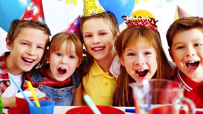 День рождения ребенка до семи лет, как отметить