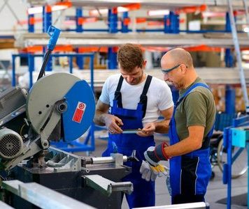 «We Work», знайти роботу в Польщі — простіше, ніж здається!