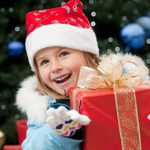 Как выбирать подарки на Новый год школьникам?