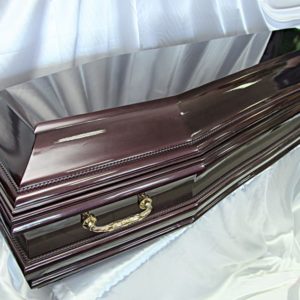 Советы по выбору полированного гроба