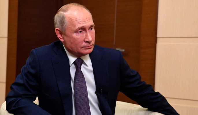 Политолог объяснил заявление Путина про Белоруссию: Настаивает на транзите власти