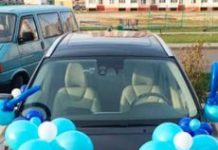 Украшение машины на выписку из роддом