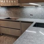 Особенности кухонных столешниц из искусственного камня