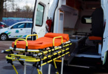 Как перевозить лежачих больных?