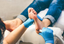 Почему необходимо регулярно делать педикюр?