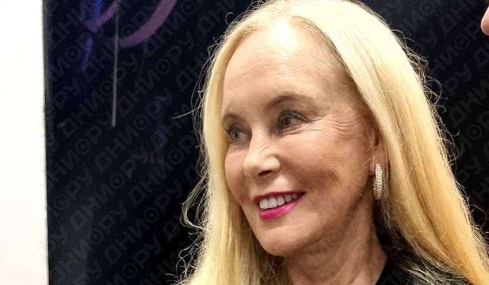 Королева диско: 71-летняя вдова Кобзона порвала танцпол на ночной дискотеке