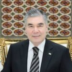 Президент Узбекистана выразил поддержку народу Казахстана