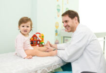 Детский травматолог-ортопед : доктор, который помогает детям избавиться от врожденных и приобретенных патологий