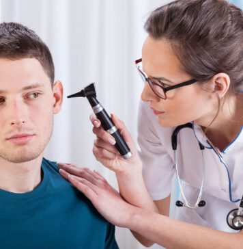 Какие заболевания лечит врач-отоларинголог?