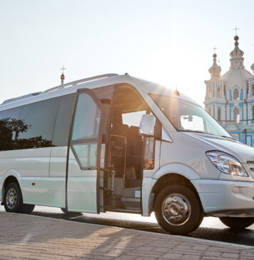 Как выбрать микроавтобус для аренды?