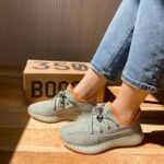 Преимущества кроссовок AdidasYeezyBoost 350 V2 Kids