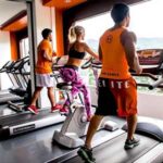 Почему не нужно ходить в фитнес-клуб чтобы похудеть