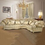 Угловой диван в классическом стиле