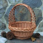 Преимущества плетеных корзин из лозы