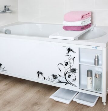 На что обратить внимание при выборе конструкции экрана под ванну?