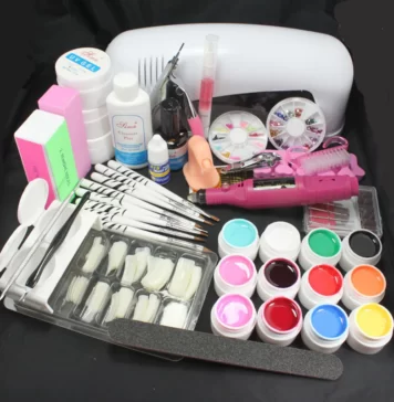 Инструменты для маникюра: какие принадлежности нужны?