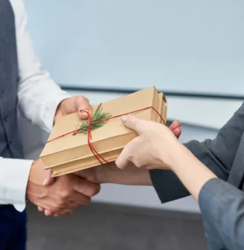 Что подарить бизнес-партнеру?