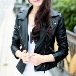 Кожаная куртка: комфортная и практичная вещь, поэтому должна быть в гардеробе каждой девушки