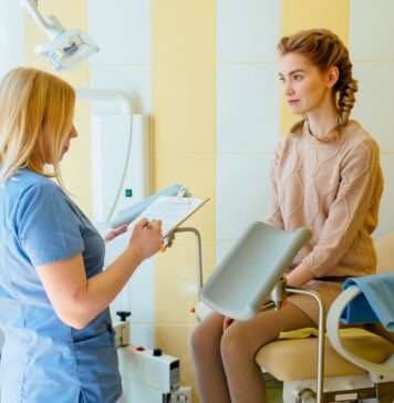 Почему не стоит оттягивать визит к гинекологу?