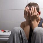 Подростковая наркомания: Как распознать и помочь своему ребенку