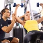 Персональный тренинг в тренажерном зале: как эффективно работать с тренером