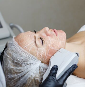 Ультразвуковой SMAS лифтинг: принцип действия и описание